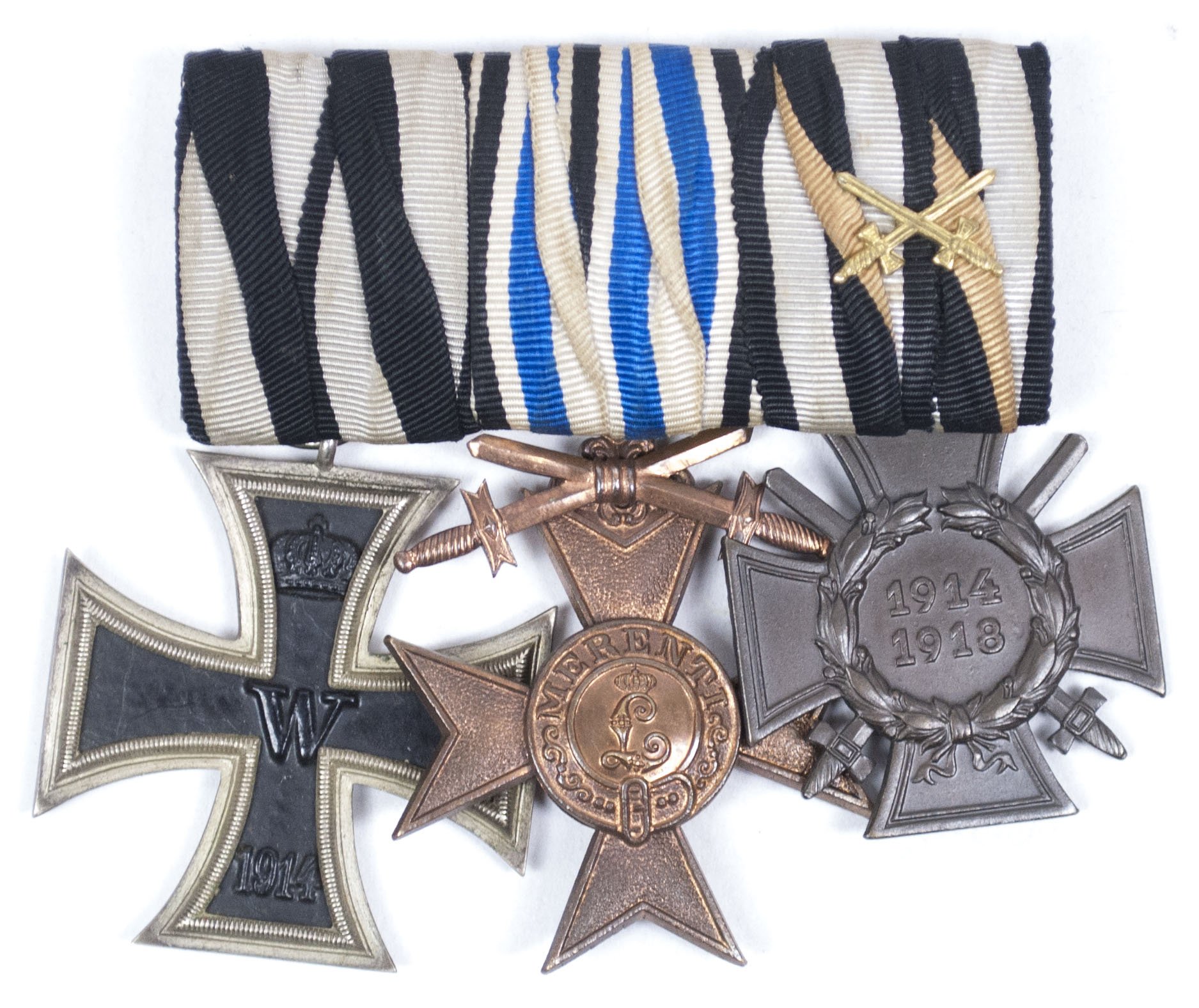 WWI Bavarian Medalbar with Iron Cross + Militärverdienstkreuz mit Schwerter + Frontkämpfer Ehrenkreuz — image 3