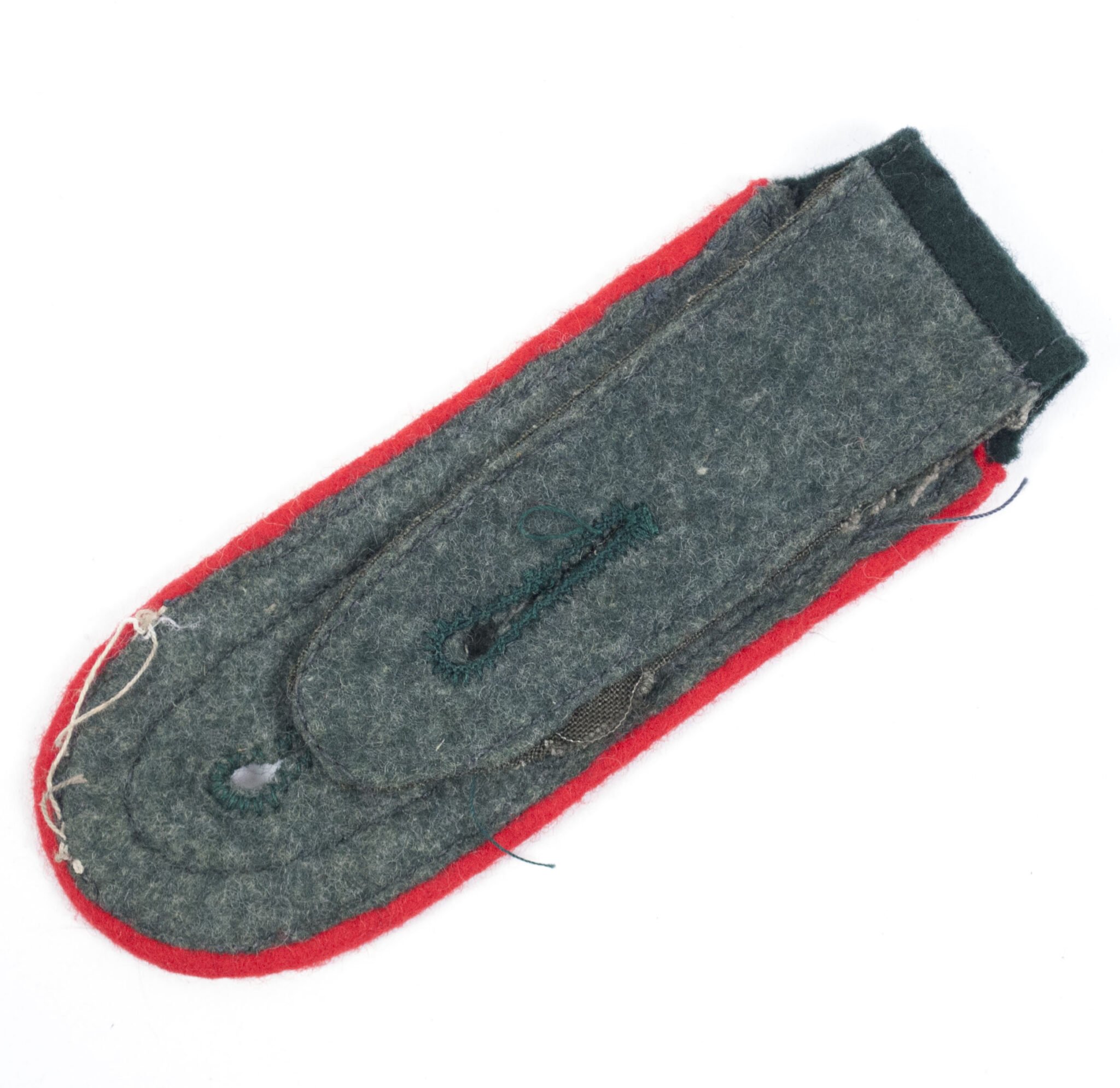 Wehrmacht (heer) Artillerie or Luftwaffe Flak single shoulderboard in rank of Unterfeldwebel — image 2