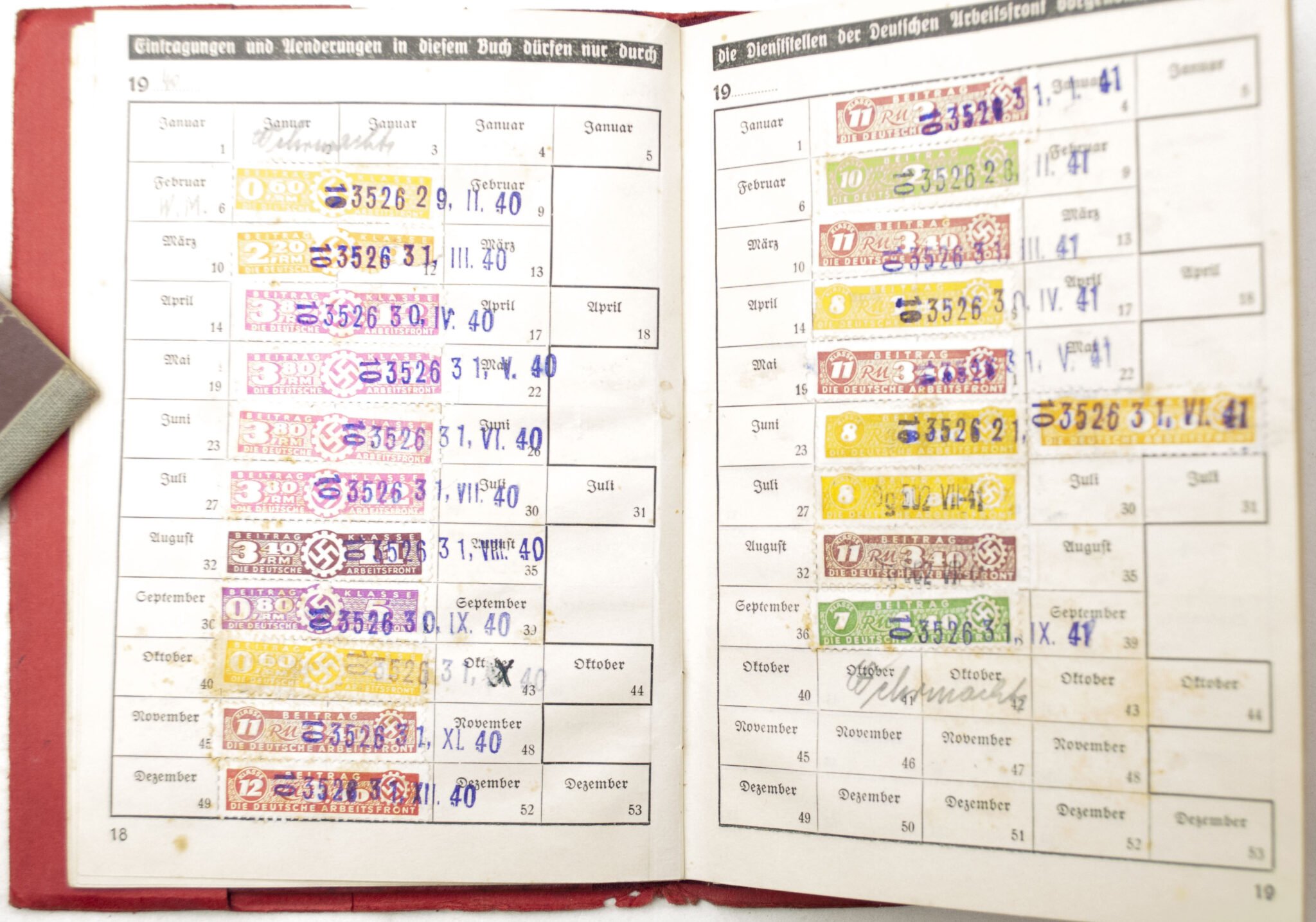 Deutsche Arbeitsfront (DAF) Mitgliedsbuch rare variation with cover + photo's — image 11