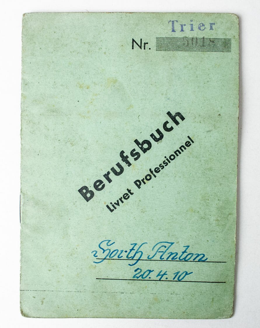 RAD/FAD Freiwilliger Arbeidsdienst group with passphoto and Arbeitsbuch — image 14