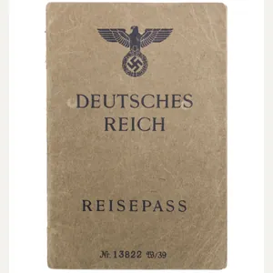 Deutsches Reich Reisepass Maried couple (two passphoto's!)