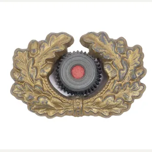 Wehmacht (heer) General visor cap insignia/cockarde with wreath