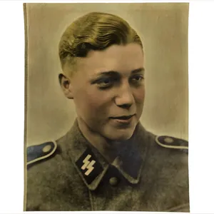 (Photo) Large SS color portrait (30 x 24 cm)