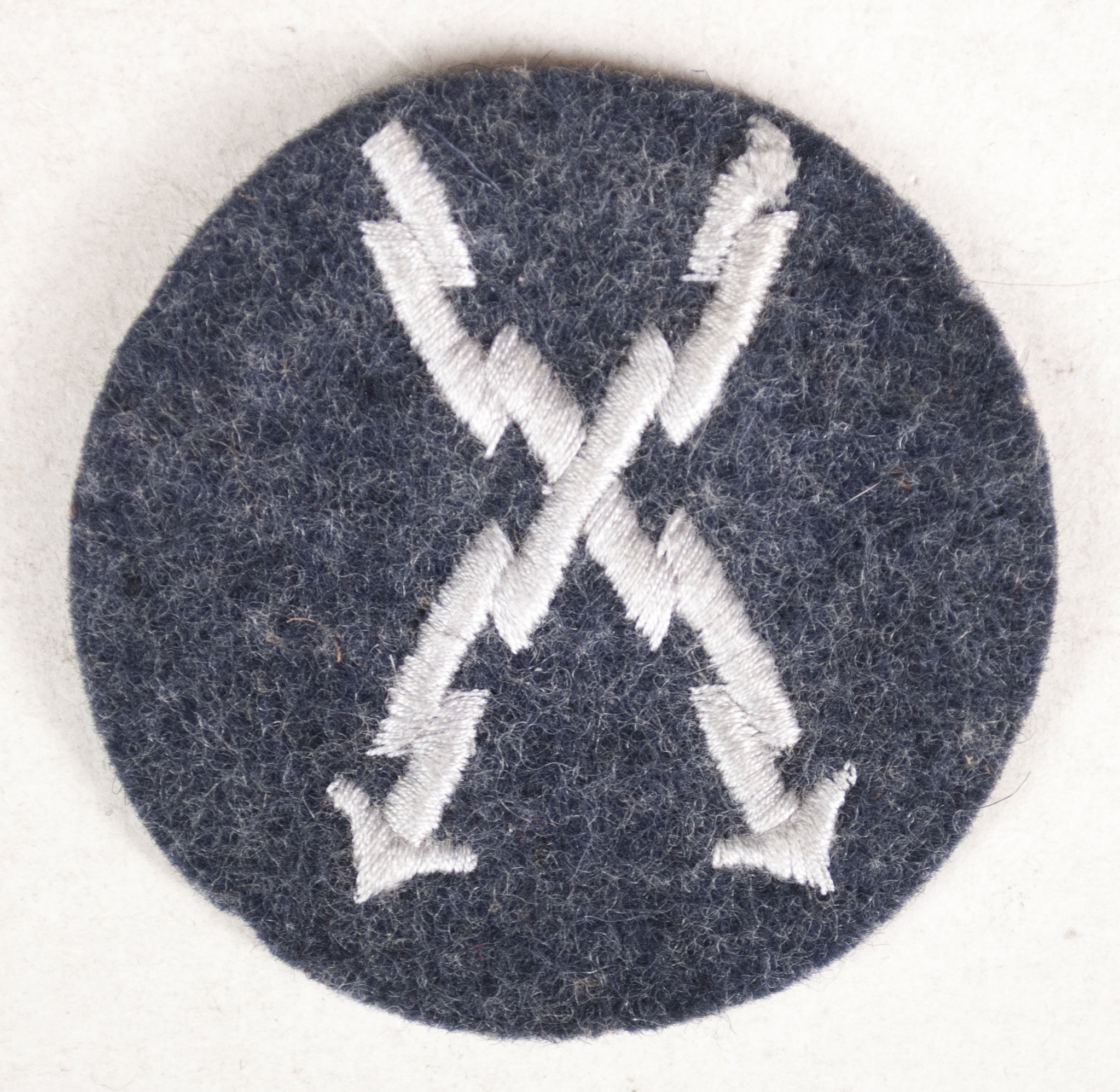 Luftwaffe Qualified Teletype Operator Personnel Trade Badge — image 2