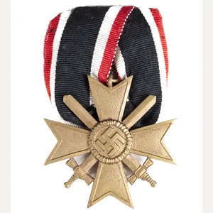 Kriegsverdienstkreuz mit Schwerter (KVK) Einzelspange / War Merit Cross with …