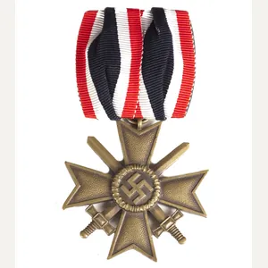 Kriegsverdienstkreuz mit Schwerter (KVK) Einzelspange / War Merit Cross with …