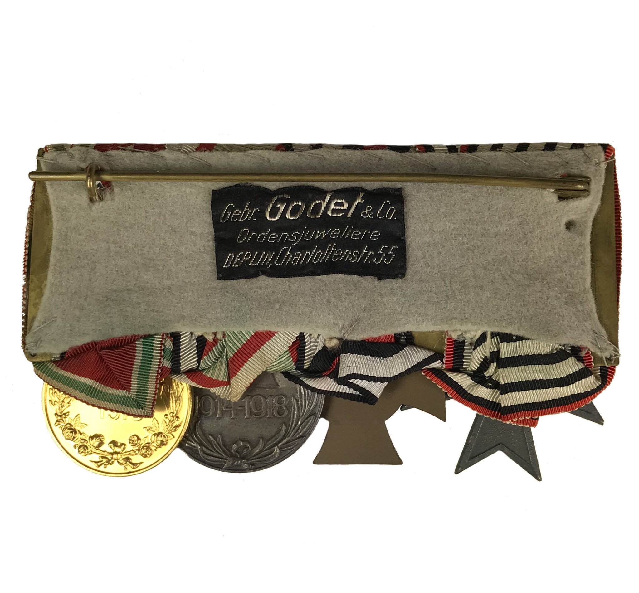 WWI German medalbar with Kriegshilfskreuz + Nichtkampfer + Pro Deo et Patria + (maker Godet) — image 2