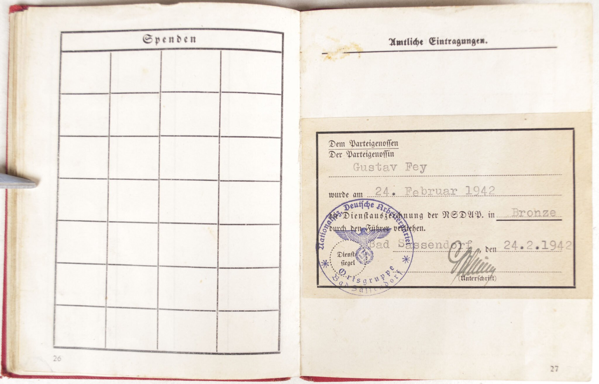 NSDAP Mitgliedsbuch (Memberbooklet) With early style eagle (1934) — image 10