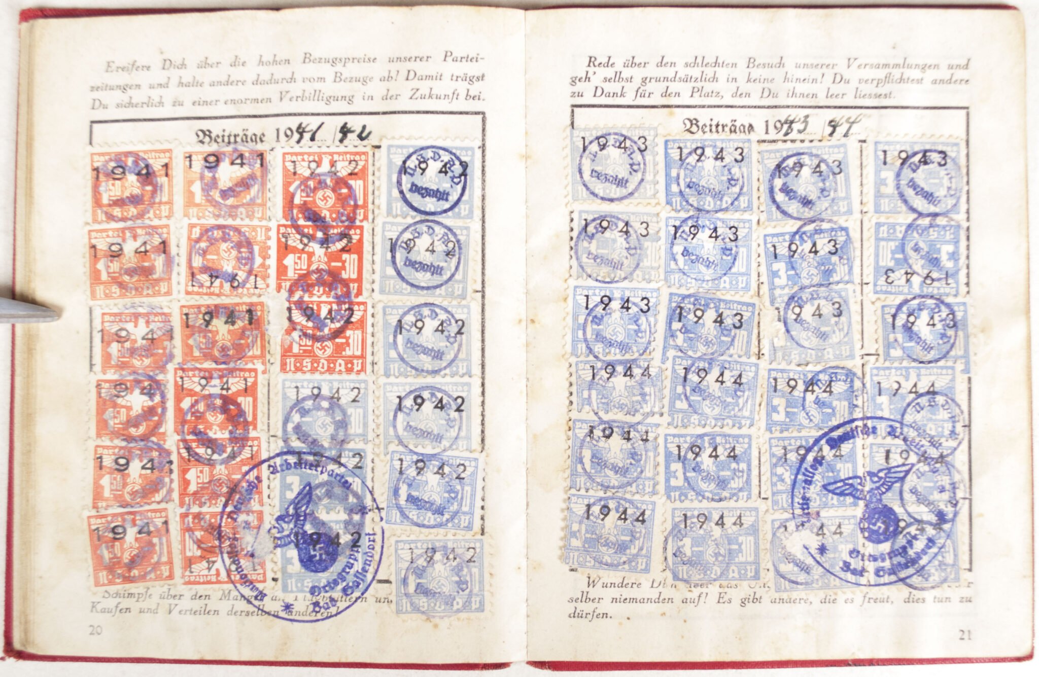 NSDAP Mitgliedsbuch (Memberbooklet) With early style eagle (1934) — image 7