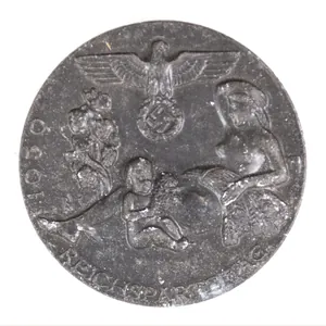 Reichsparteitag 1939 abzeichen (maker Wurster)