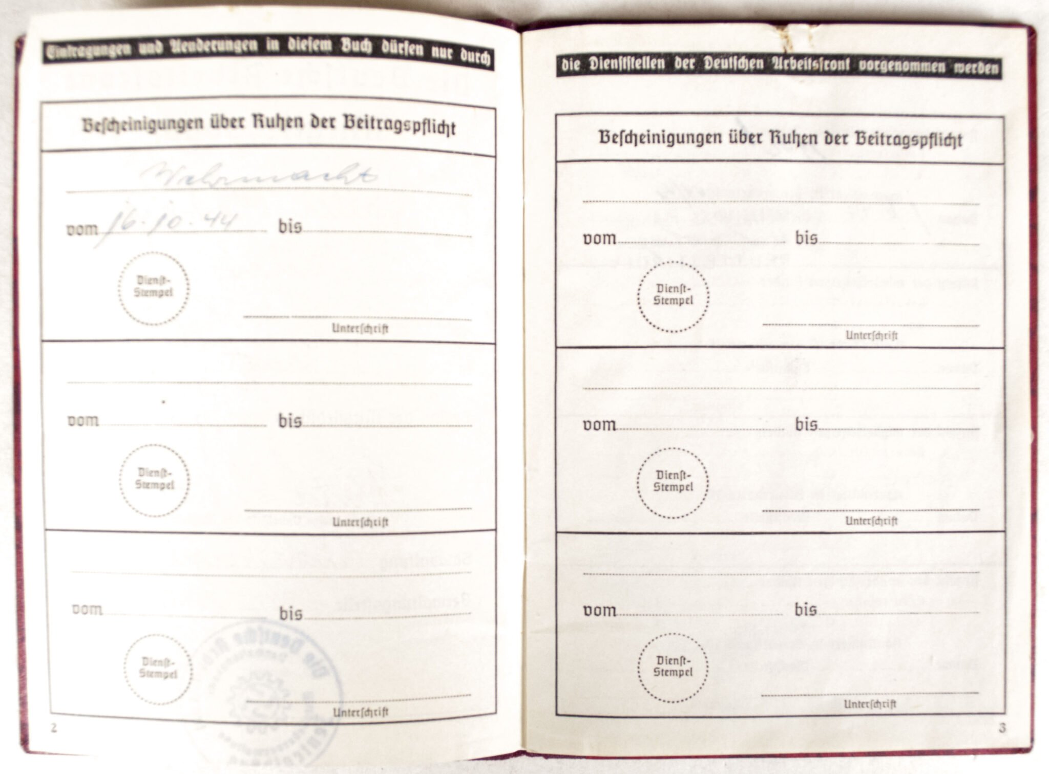 Deutsche Arbeitsfront (DAF) Mitgliedsbuch (variation) — image 3