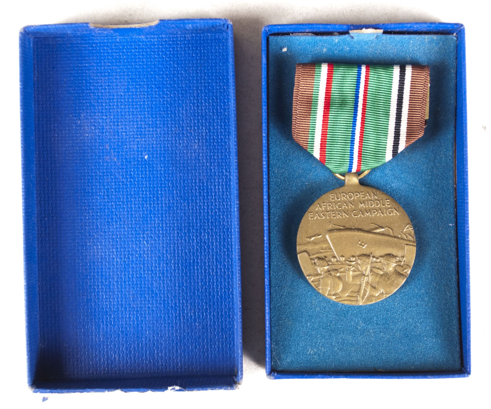 (USA) European, Afrika, Middle Wastern Campaign medal + case — image 2