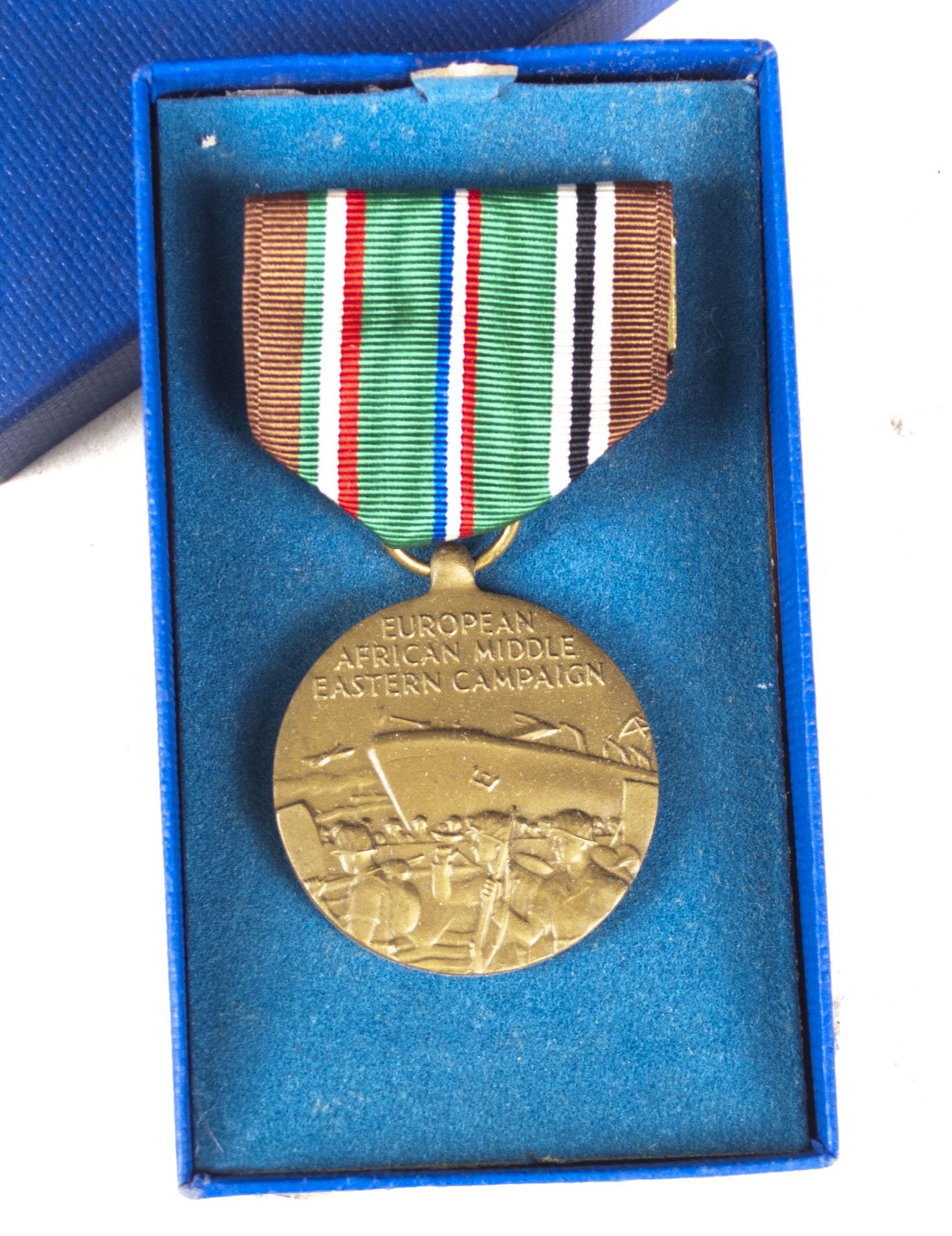 (USA) European, Afrika, Middle Wastern Campaign medal + case — image 3