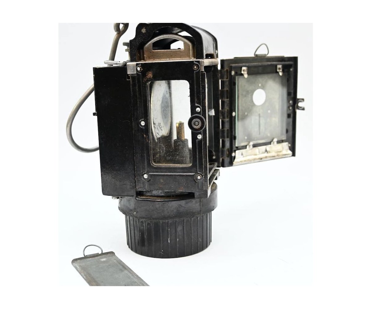 Bakelite Wehrmacht Einheitslaterne — image 7