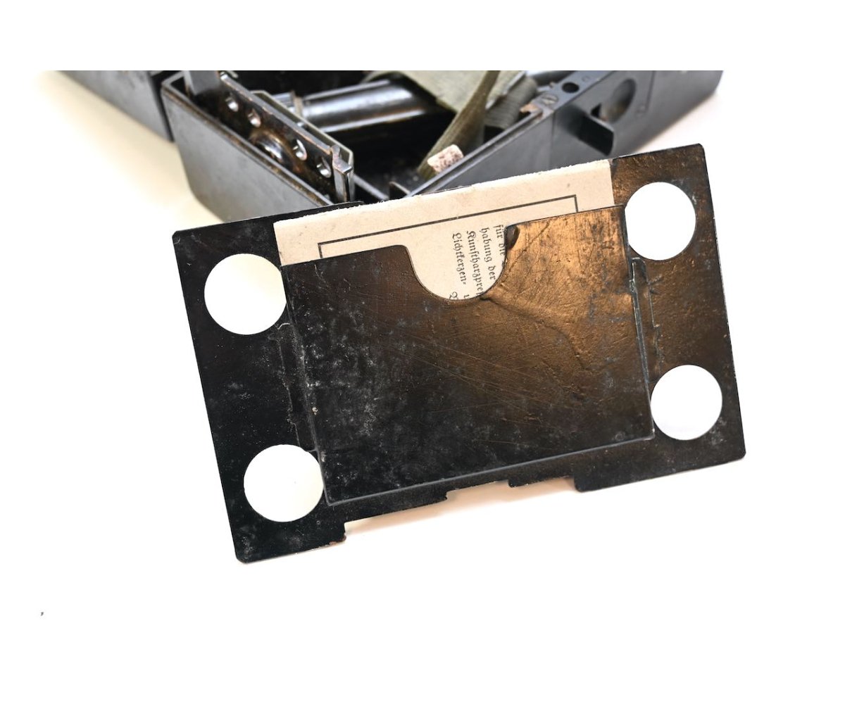 Wehrmacht Bakelite Lantern Spare Parts Box — image 6