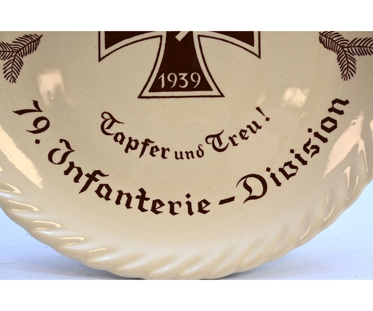79.Inf-Div Related 'Kriegs-Weihnachten 1940' Wall Plate — image 3