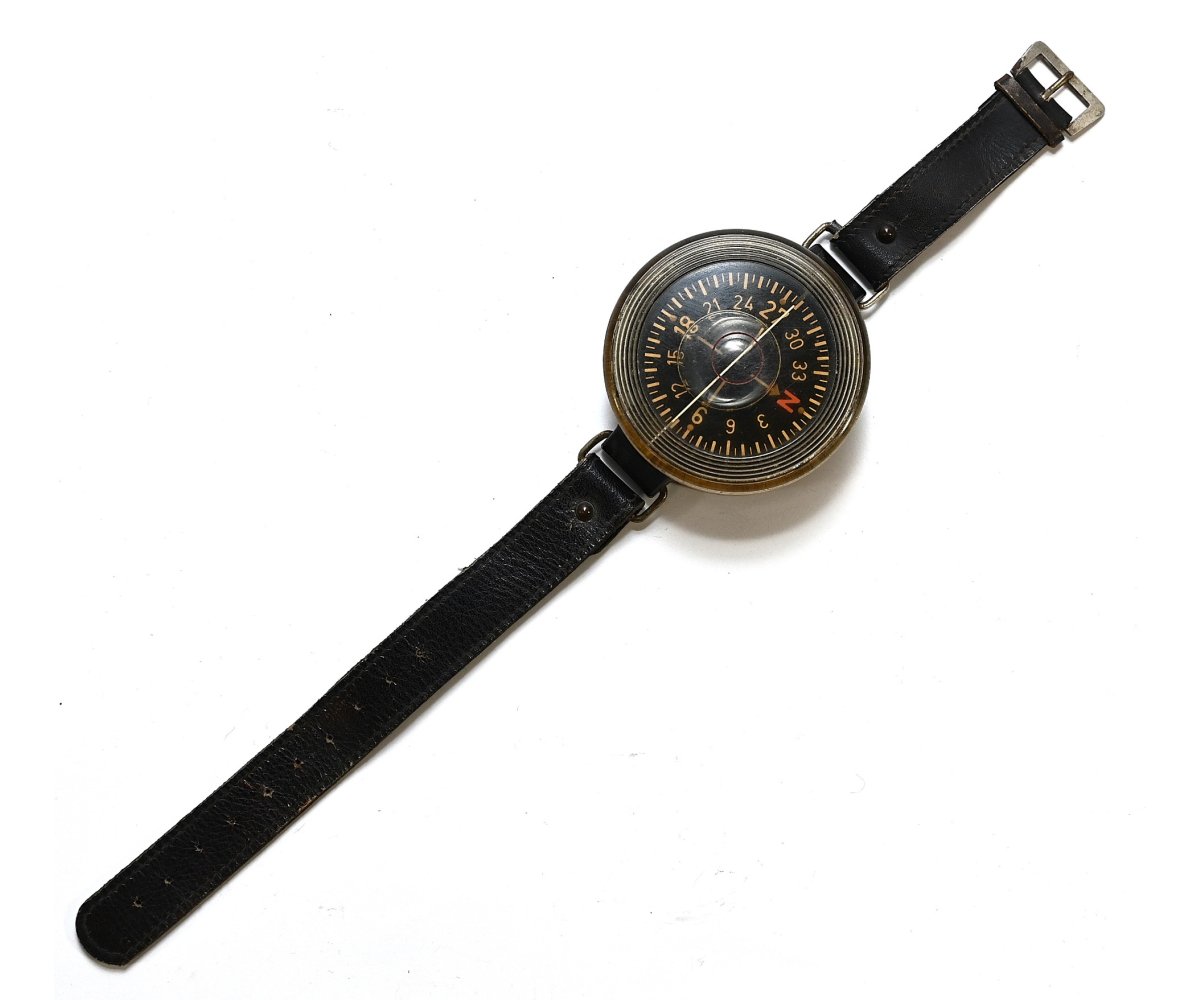 Top Luftwaffe Armbandkompass (AK39) — image 2