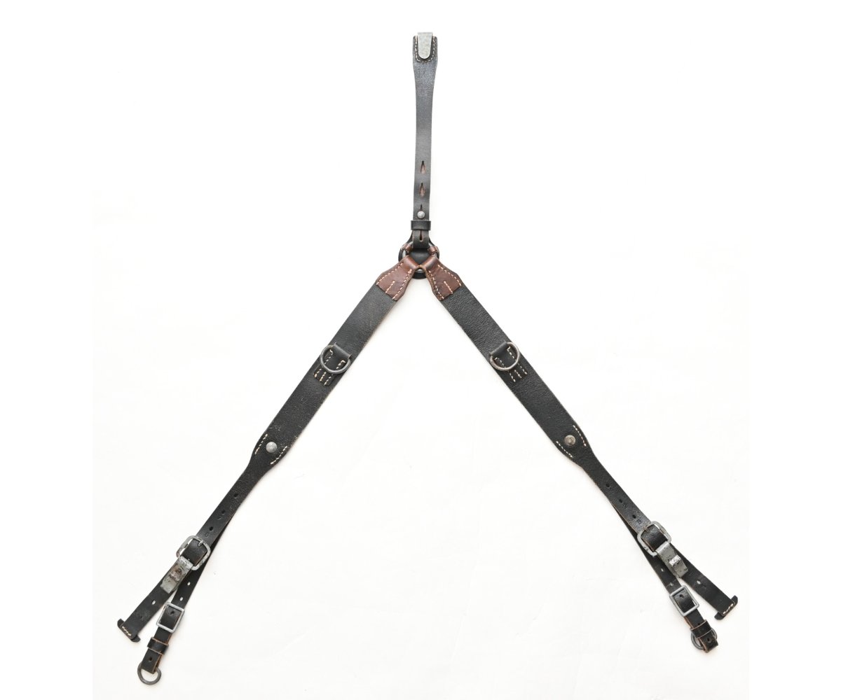 Near Mint Wehrmacht Y-Riemen (RFNr.) — image 2