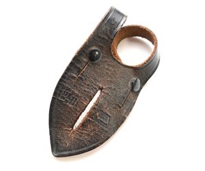 Rare RUKA Marked Trägelasche 1940