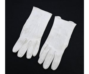 White Leather Waffenrock Gloves
