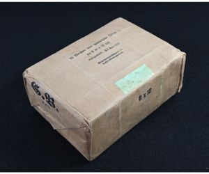 Large '10 Binden von gestärkter Gaze' 1939