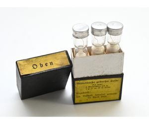 Wehrmacht Medical Sewing Thread 1944