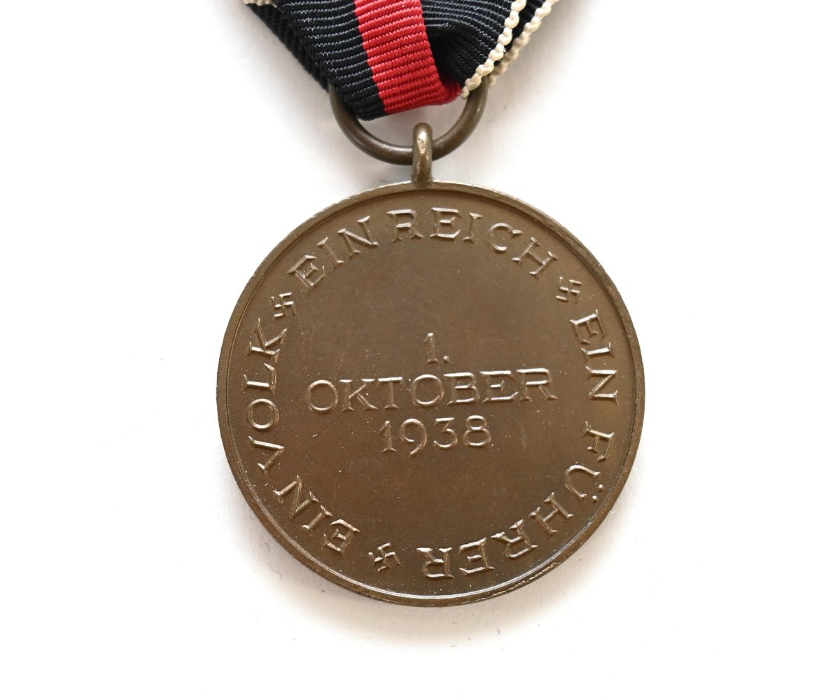Mint 1 Oktober 1938 Medal — image 3