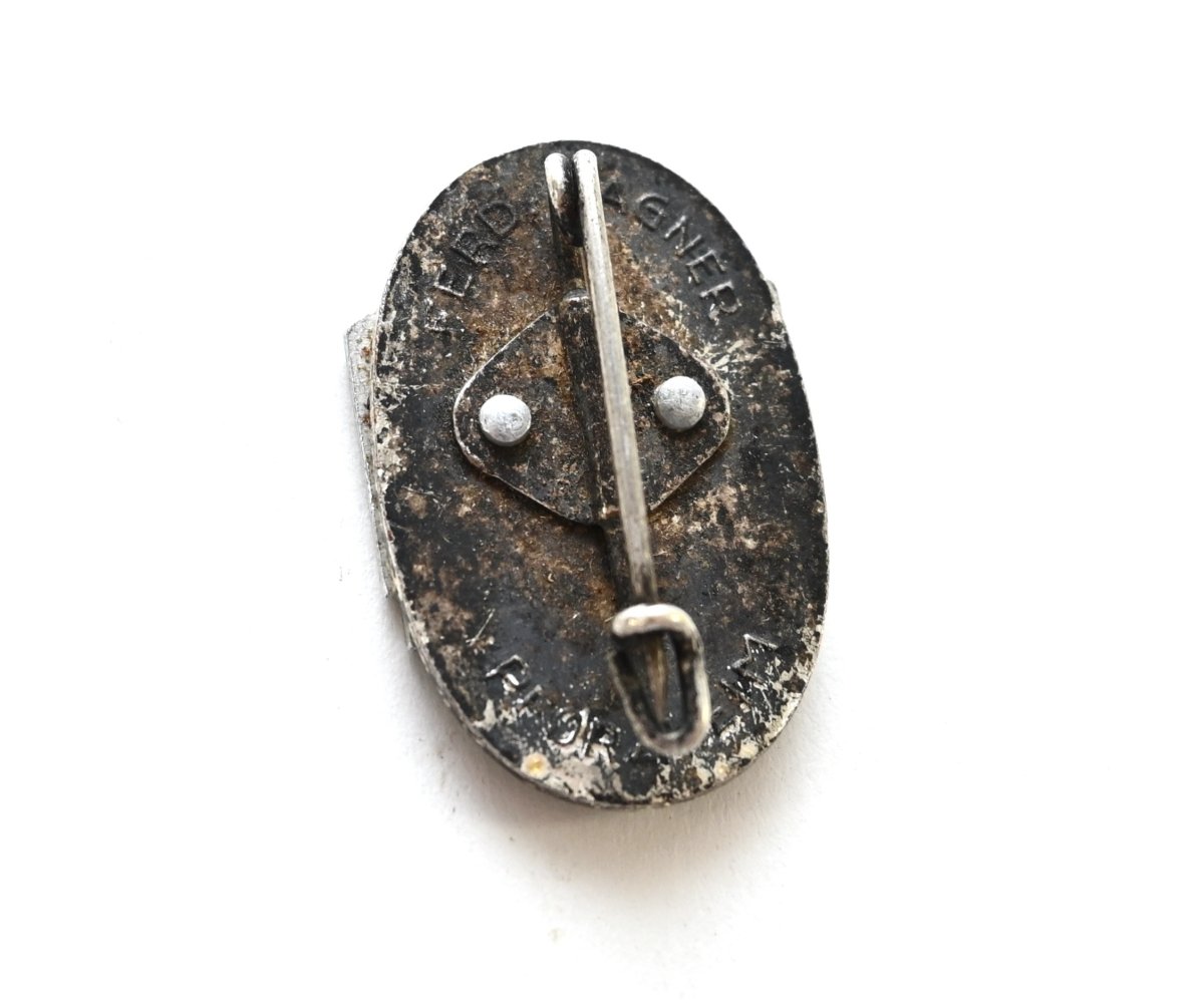 Reichsbund Deutscher Kleingärtner Abzeichen — image 2