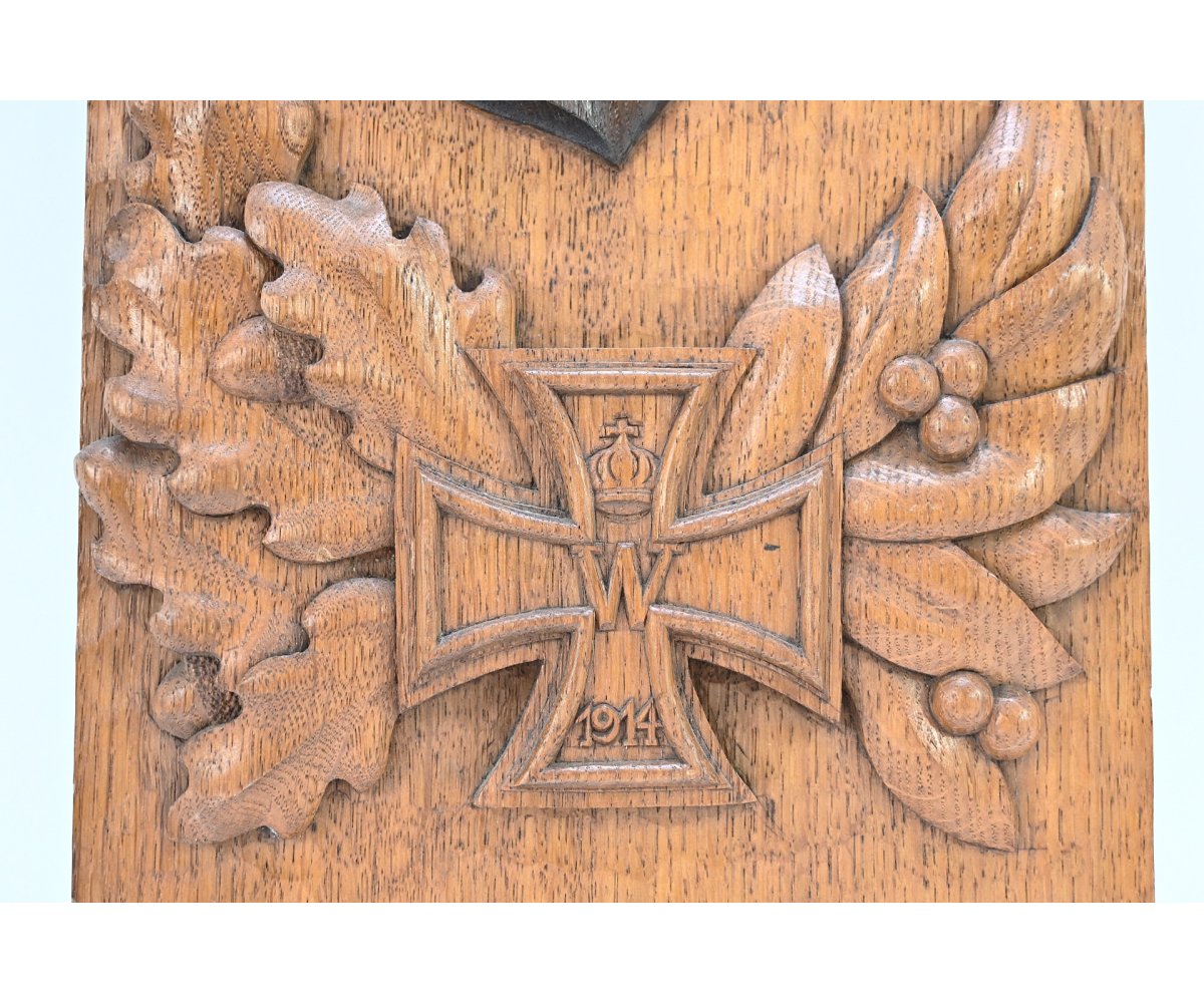 WW1 Commemorative Wooden Carving — image 4