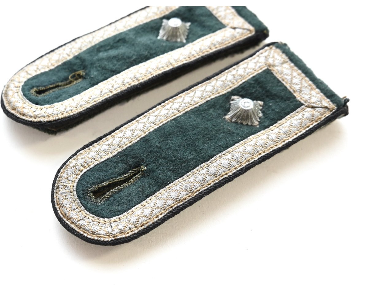 Wehrmacht Pionier Feldwebel Shoulder-Straps — image 3