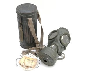 Named Wehrmacht Gasmask Set