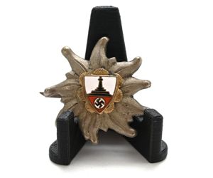 DRKB Gau Hochland Cap Badge