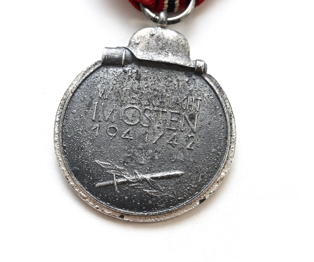 '19' marked Ostmedaille — image 4