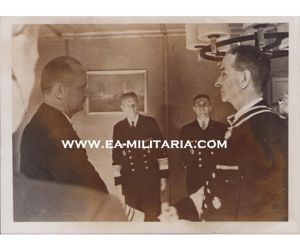 Ritterkreuz d. Kriegsverdienstkreuz Dr.Schürer Press Photo