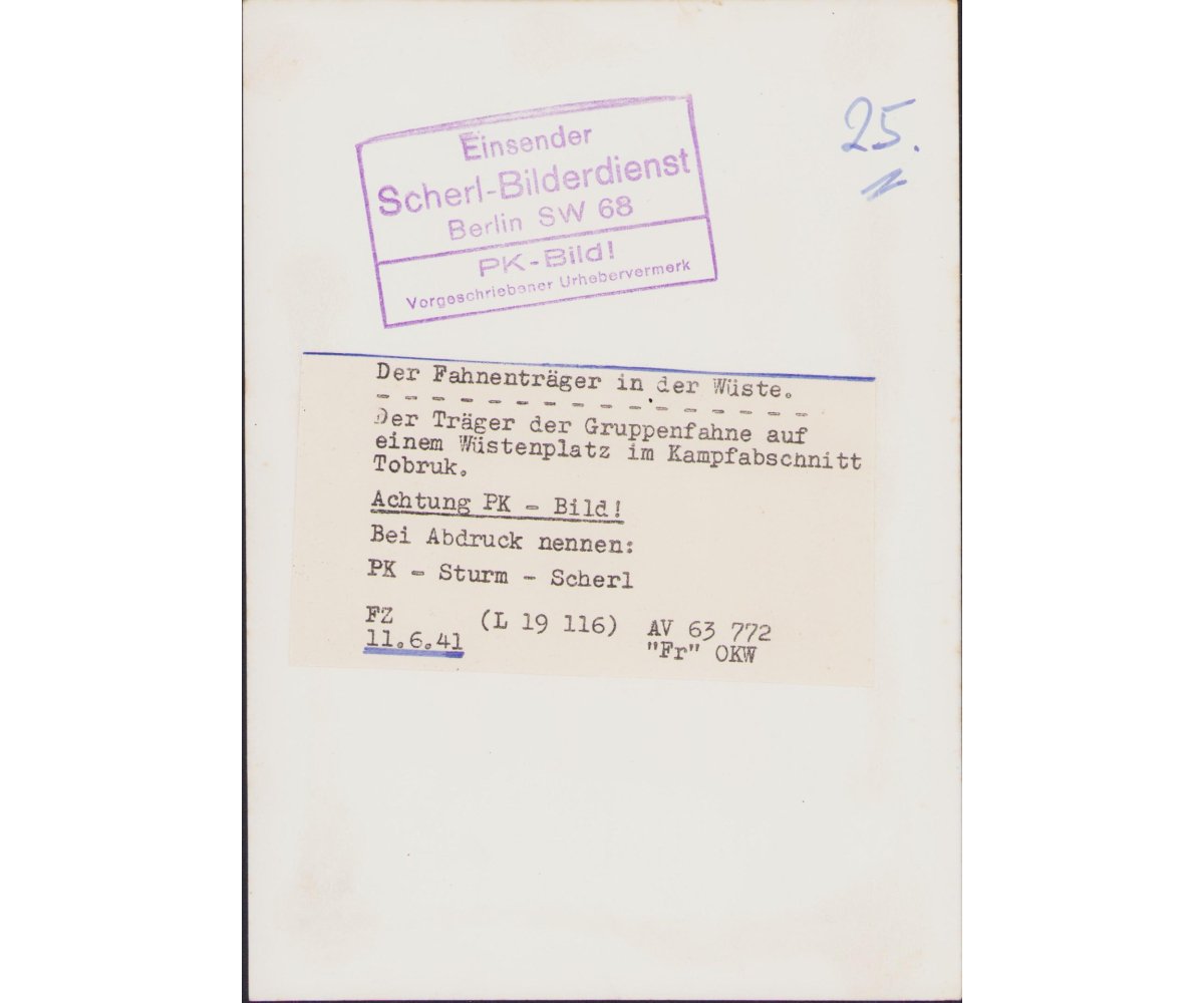 Luftwaffe Fahnenträger in Tobruk Press Photo — image 2