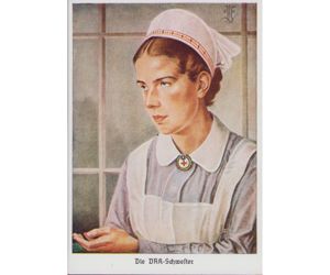 'Die DRK-Schwester' Postcard
