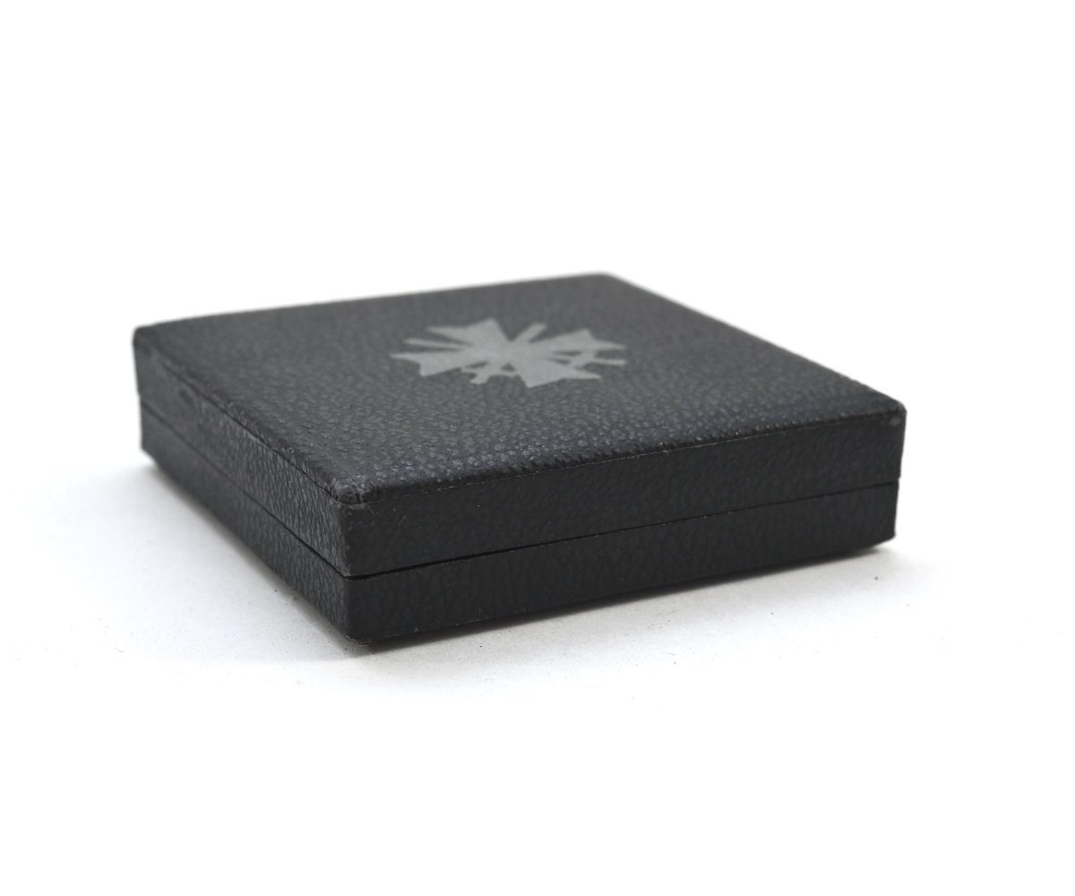 Boxed Kriegsverdienstkreuz 1.Klasse (Deschler) — image 5