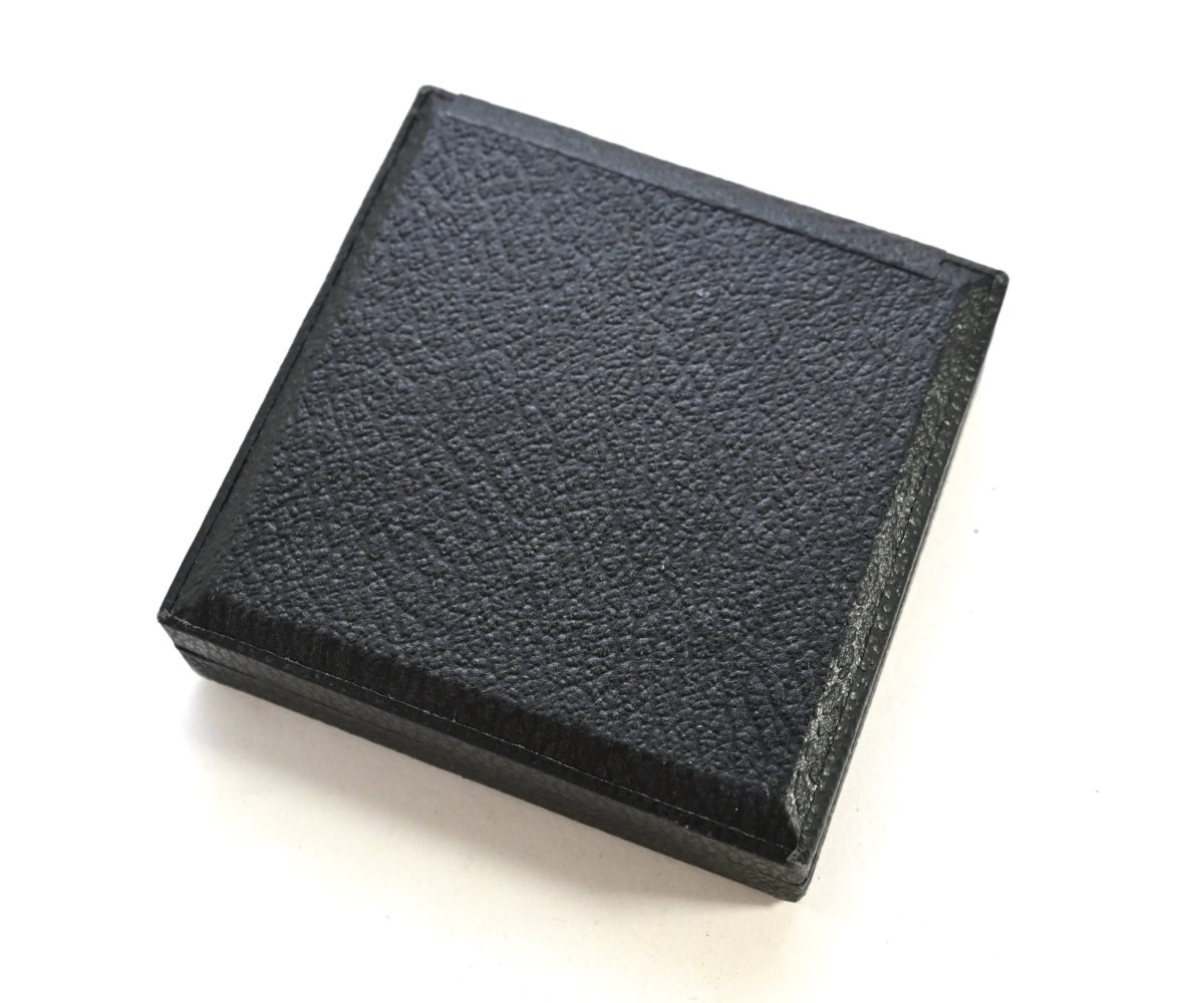 Boxed Kriegsverdienstkreuz 1.Klasse (Deschler) — image 7