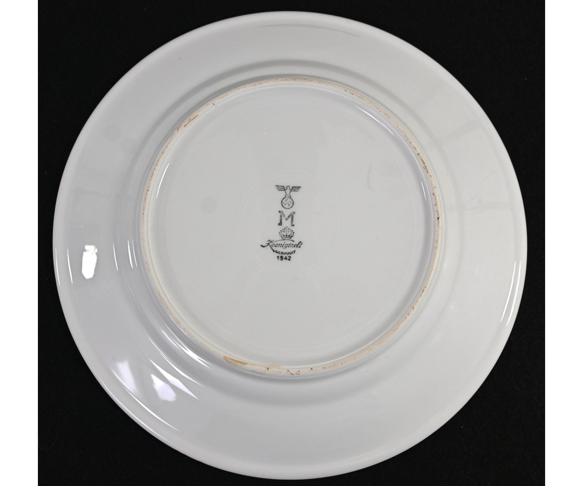 Very Rare Kriegsmarine Admirality Dinner Plate (Koeningszelt, 1942) — image 4