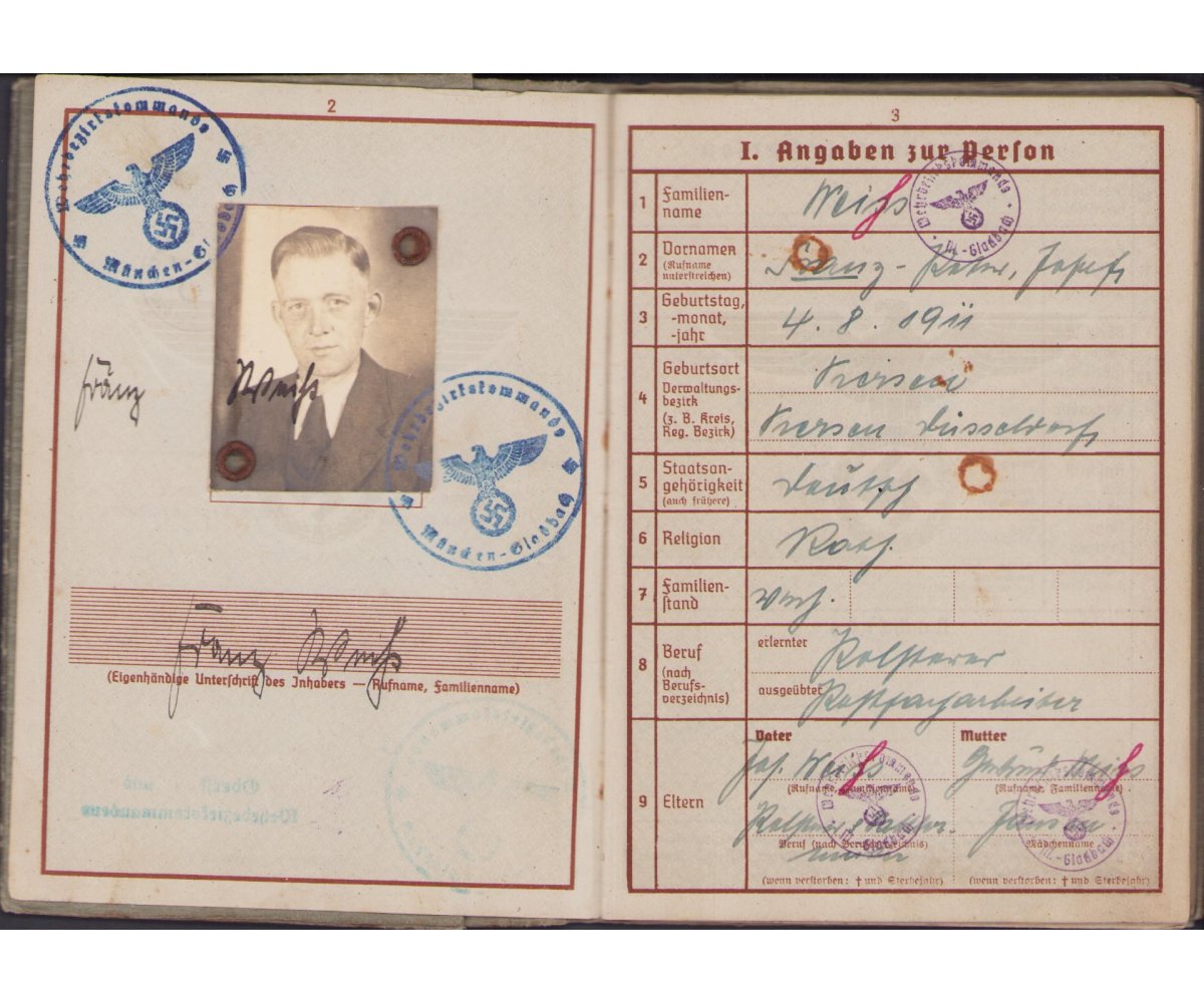 Small Inf.Rgt.2 Wehrpass Grouping — image 4