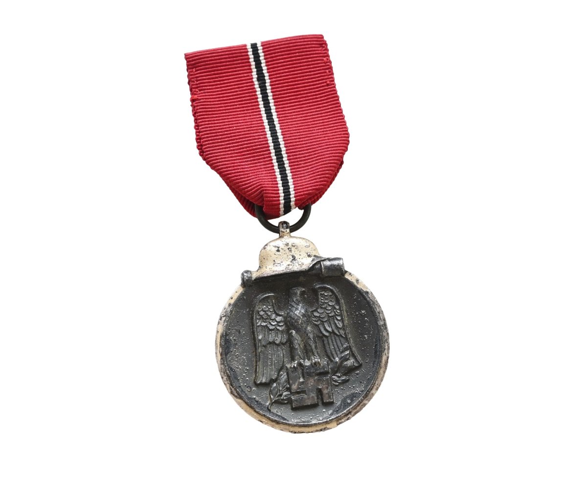 '100' Marked Ostmedaille — image 2