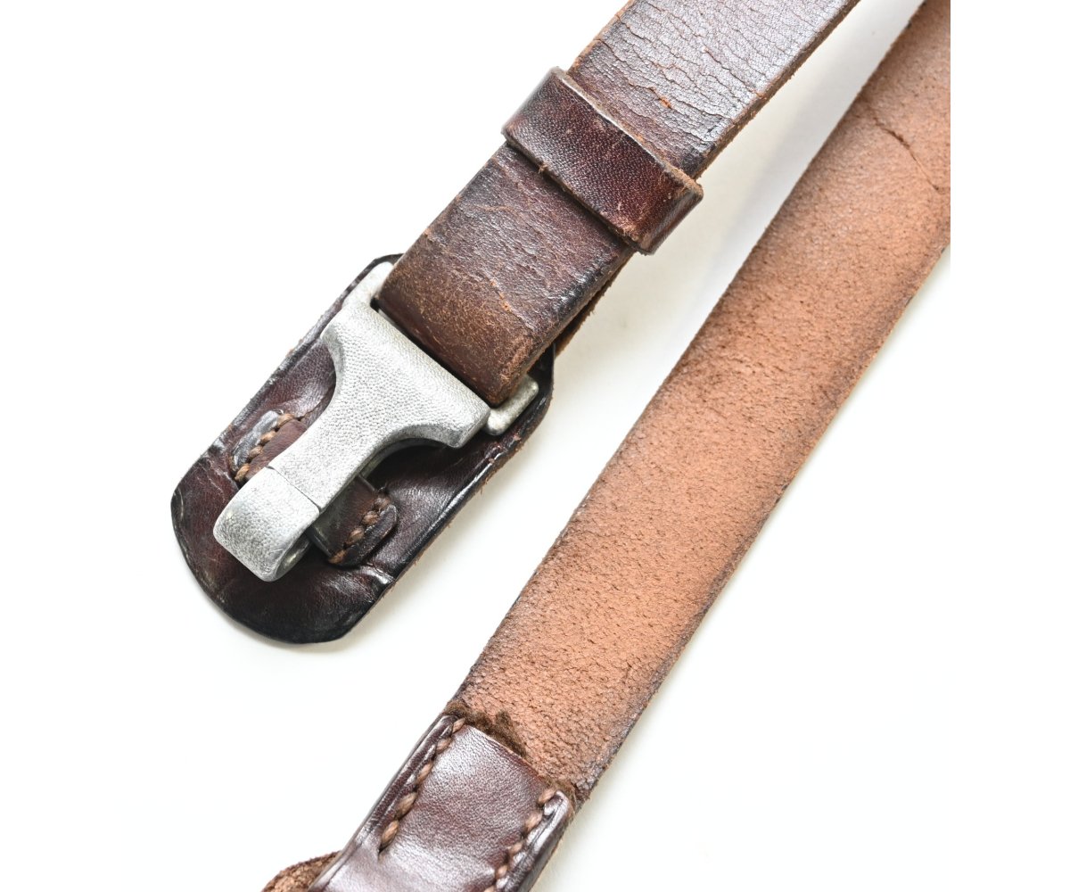 Brown LW/Heer Officer's Cross Strap (Assmann) — image 4