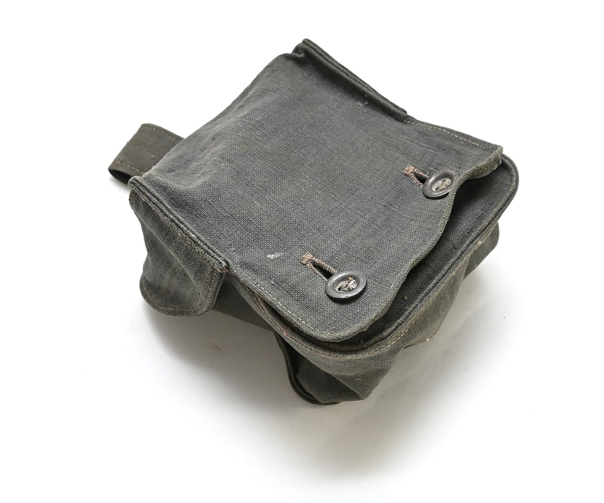 Mint Wehrmacht Gasmask Filter Pouch — image 2