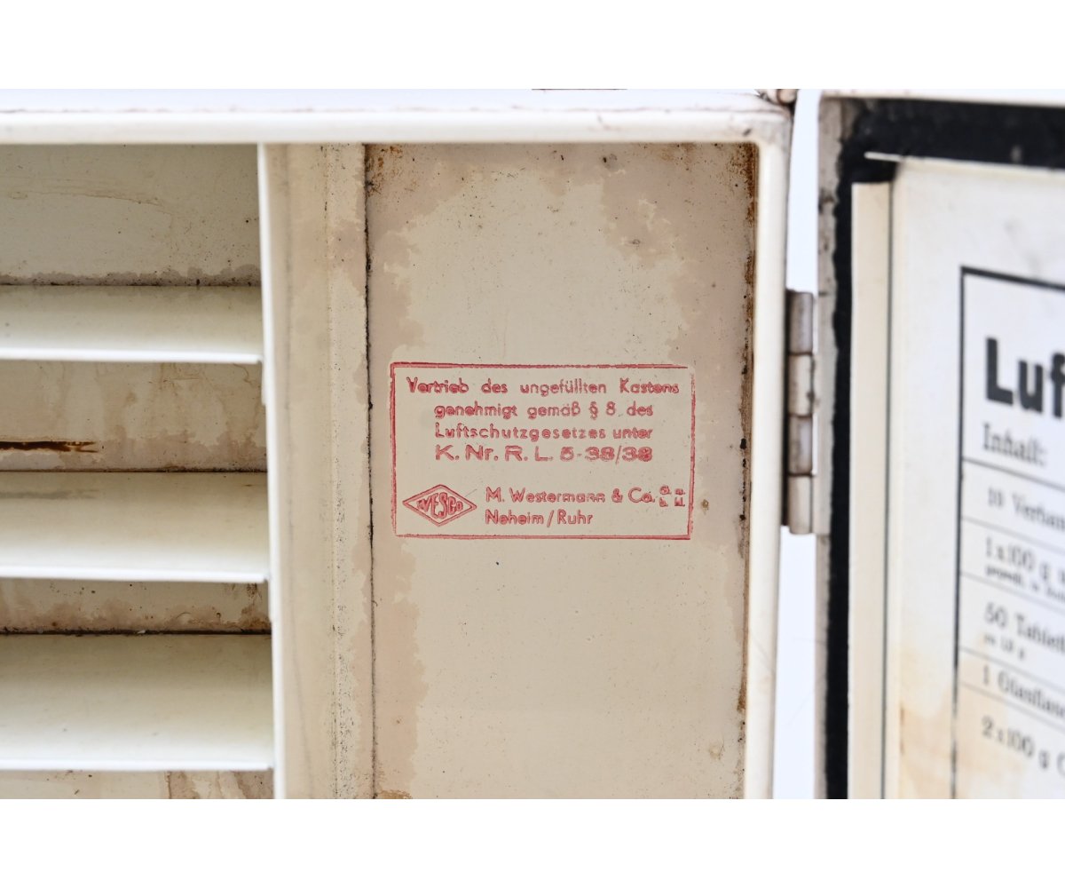 Luftschutz Hausapotheke — image 8