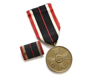 Kriegsverdienstmedaille 'Für Kriegsverdienst 1939' + Ribbon