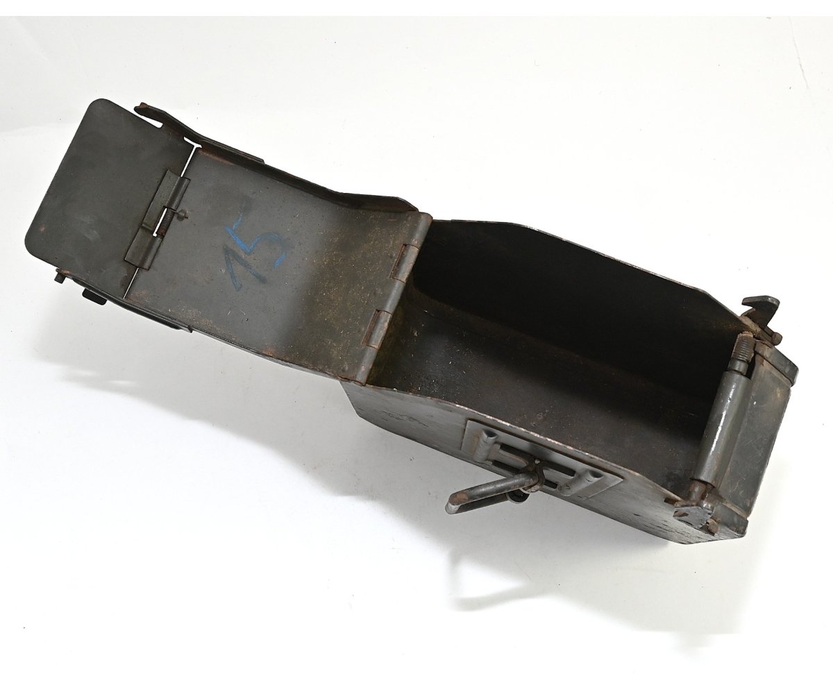 Wehrmacht MG Patronenkasten 36 (bzl40) — image 8