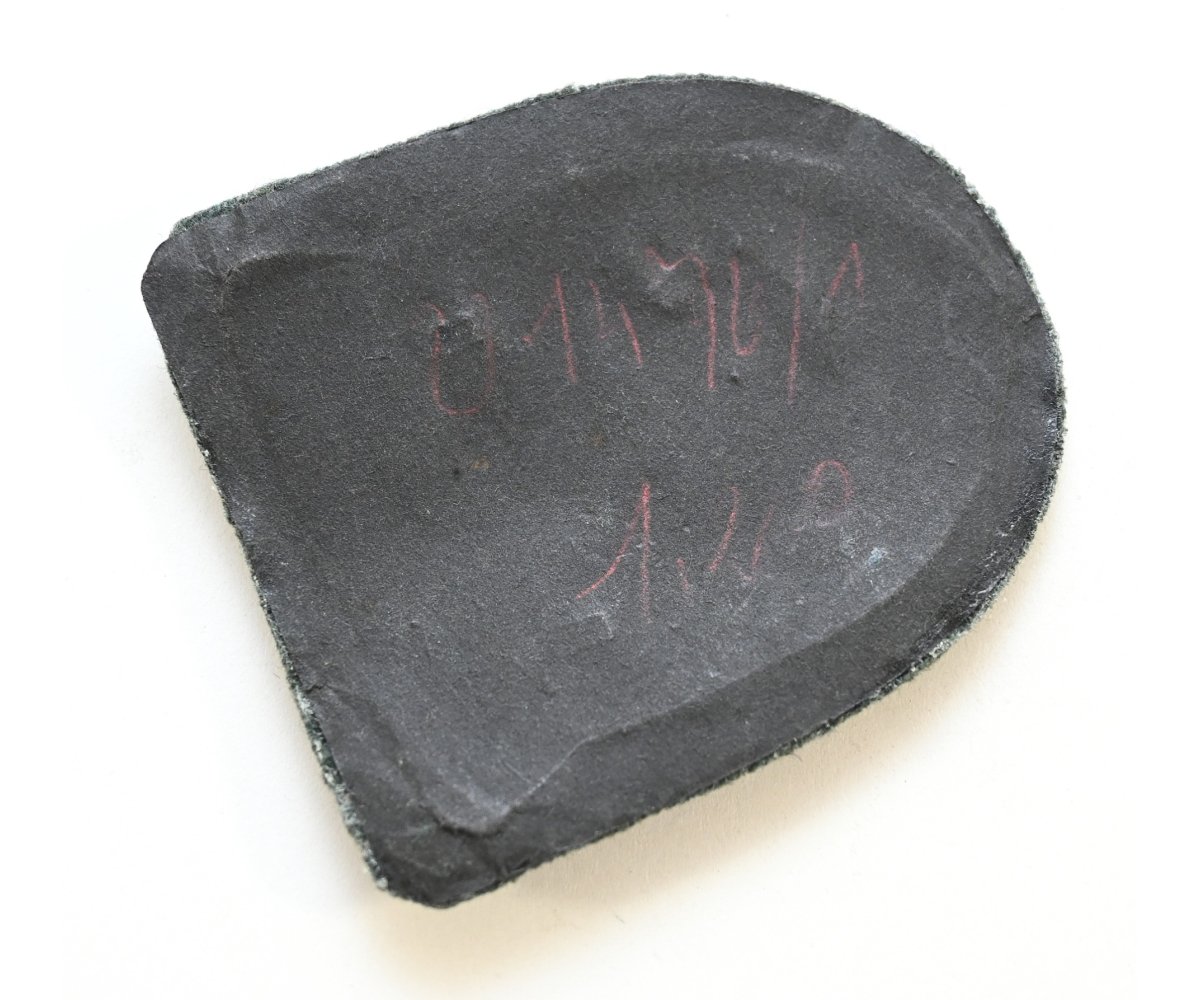 Near Mint Krimschild — image 3