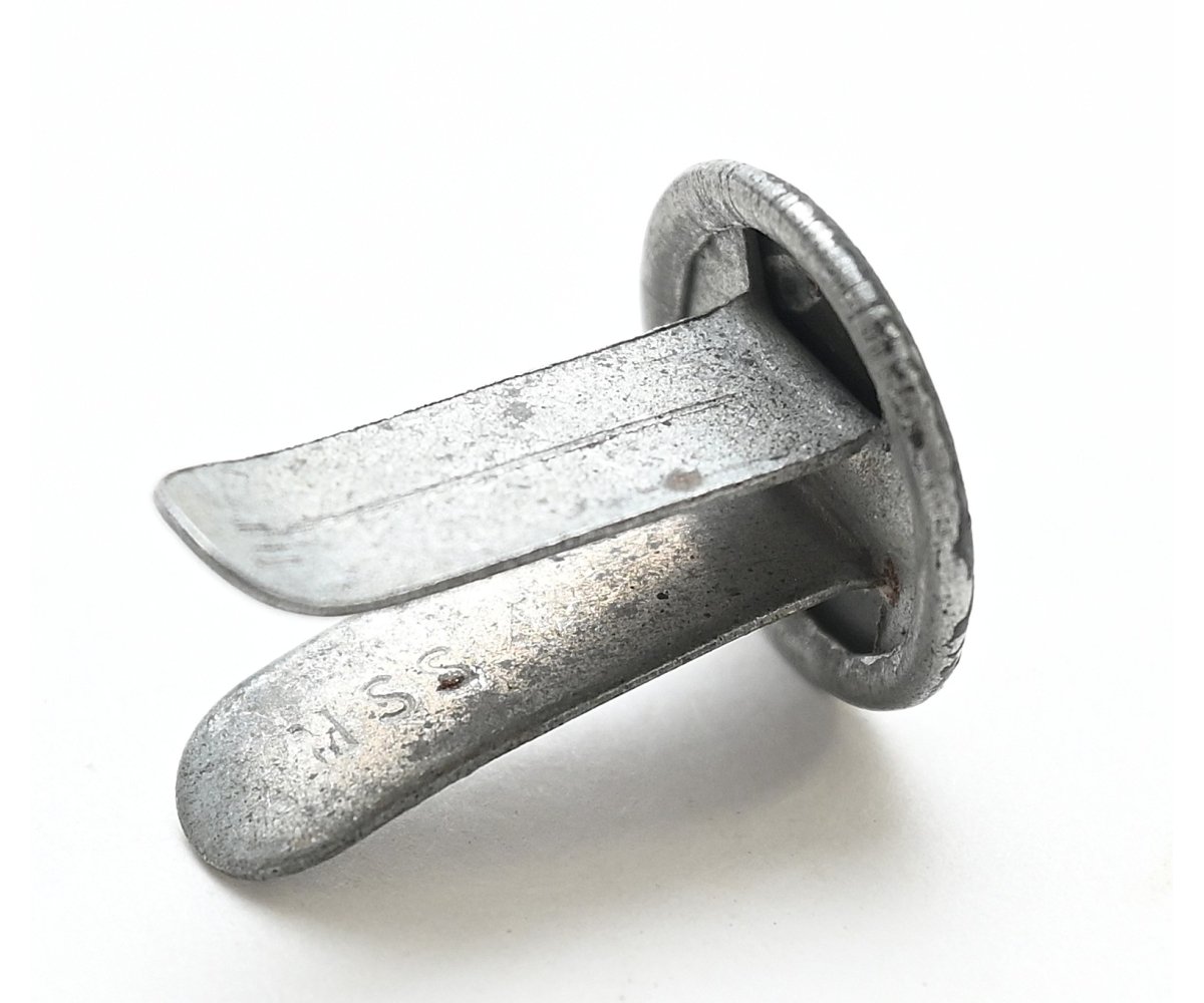 German Helmet Rivets (M.S.S.) — image 7