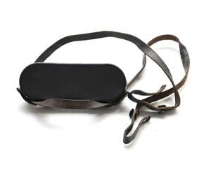 Rubber Dienstglas Lens Cover with strap
