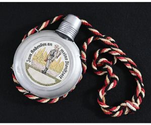 Wehrmacht Infanterie Reservisten Flask (D.R.G.M.)